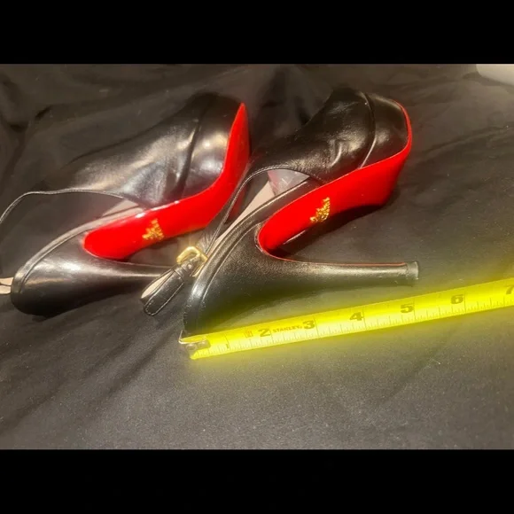 Prada Black and Red Slingback Heels - Picture 8 of 9